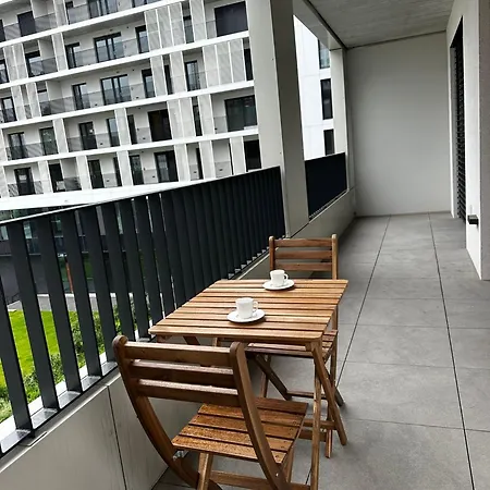 Stylish 1br & 1lr Cozy View 布拉迪斯拉发